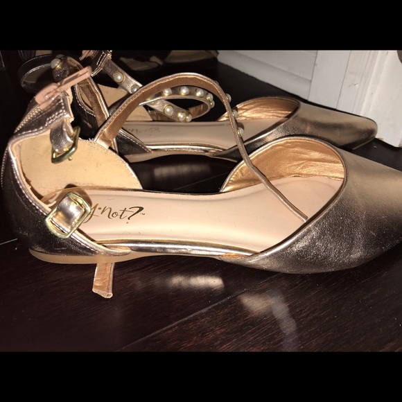 Flats - Picture 2 of 2